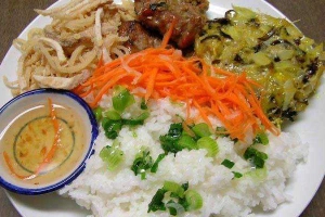 Quán Ăn Cơm Lệ Hoa - Quốc Lộ 13