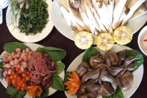 Quán Ăn Cơm Nhà - Cơm & Lẩu Các Món