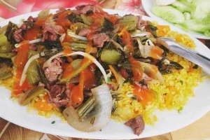 Quán Ăn Cơm Rang & Phở Bò - Quang Trung