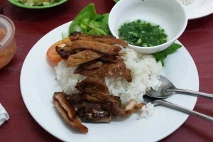 Quán Ăn Cơm Tấm Cô Tuyết