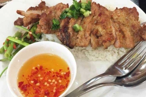Quán Ăn Cơm Tấm Nghiêng