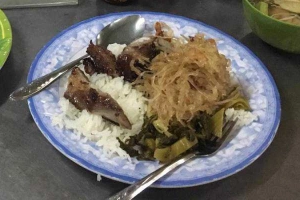 Quán Ăn Cơm Tân Ký