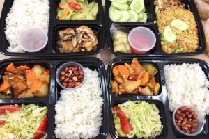 Quán Ăn Cơm Văn Phòng Bà Oanh