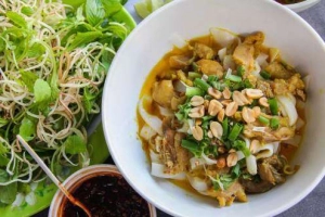 Quán Ăn Đặc Sản Đà Nẵng - Mì Quảng, Nem Lụi & Bánh Xèo