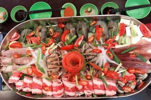 Quán Ăn Đông Sun Quán - Lẩu Hoàng Đế