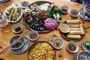 Quán Ăn Dù Lượn Khau Phạ - Đặc Sản Vùng Cao