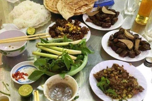 Quán Ăn Đức Thắng - Thịt Chó Quay