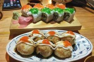 Quán Ăn Fresh Sushi - Chùa Chuông