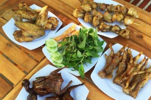 Quán Ăn Gà Nướng Ngon 77