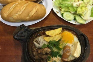 Quán Ăn Gia Nhi - Quán Bò Né