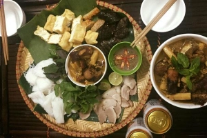 Quán Ăn Góc Phố - Bún Đậu & Giả Cầy