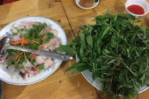Quán Ăn Hà Chiêm - Cơm Ngon & Rau Rừng Gà Đồi