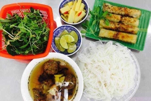 Quán Ăn Hà Nội Quán - Bún Chả & Nem Rán