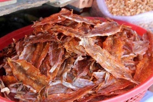 Quán Ăn Hải Sản Khô Tý Hương