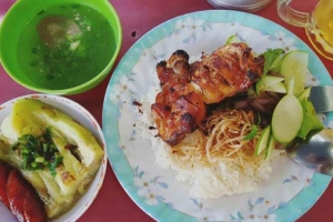 Quán Ăn Hiếu - Cơm Trưa & Nui Xào Bò