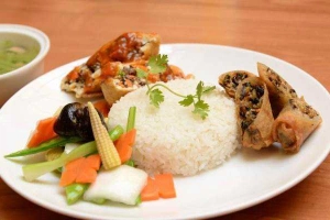 Quán Ăn Hoa Sala - Chuyên Phục Vụ Các Món Chay