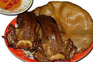 Quán Ăn Hoài Nam Quán - Lẩu, Lòng Bò, Món Nhậu