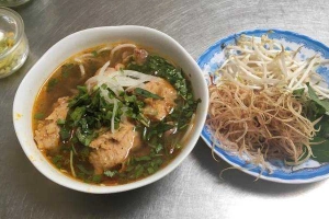 Quán Ăn Hoàng Thế - Bún Bò Huế
