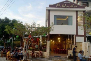 Quán Ăn Hội Quán A Quắn - Gà Lên Mâm