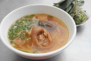 Quán Ăn Hồng Châu - Bún Riêu Cua & Bún Gỏi Già