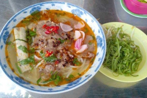 Quán Ăn Hồng Thu - Bún Bò Huế