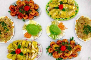Quán Ăn Hợp Thủy - Lợn Mán & Gà Đồi