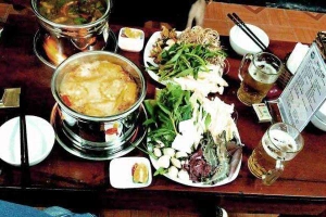 Quán Ăn Hotpot HQ - Lẩu 1 Người & Đồ Nướng