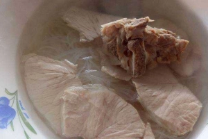 Quán Ăn Hủ Tiếu Ba Phú