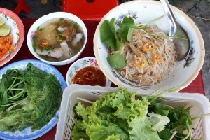 Quán Ăn Hủ Tiếu & Bánh Canh Bình Dân