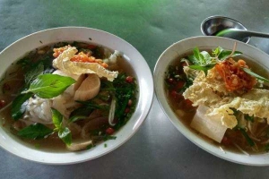 Quán Ăn Hủ Tiếu & Bún Bò Chay - Nguyễn Công Trứ
