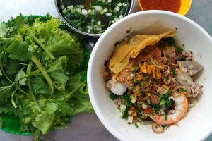 Quán Ăn Hủ Tiếu, Cơm Tấm & Cafe Võng