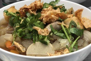 Quán Ăn Hủ Tiếu Mì, Bún Riêu & Mì Xào Chay