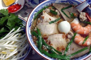 Quán Ăn Hủ Tiếu Quần Ký - Ngô Quyền
