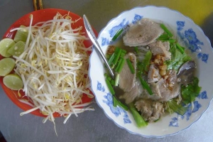 Quán Ăn Hủ Tiếu Quang