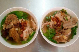Quán Ăn Hủ Tiếu Tuyết Ngân - Ấp Bắc