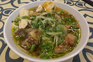 Quán Ăn Hưng Mây - Bún Canh & Bún Chấm
