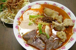 Quán Ăn Hương Giang - Bún Bò Huế