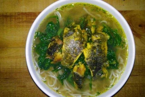 Quán Ăn Hương Quỳnh - Bún Chả & Bún Cá Rô
