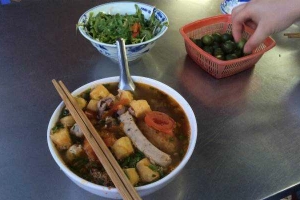 Quán Ăn Hương Quỳnh - Bún Đậu Riêu Cua