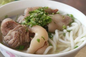 Quán Ăn Huyền - Bánh Canh Giò Heo