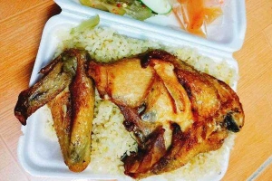 Quán Ăn Huỳnh Yến - Cơm Gà Xối Mỡ