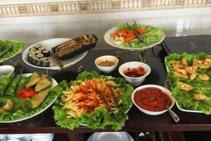 Quán Ăn Khai Tuệ - Cơm Chay - Hàng Bè