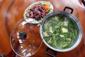 Quán Ăn Không Gian Ẩm Thực Độc & Lạ
