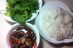Quán Ăn Lan - Bánh Cuốn Nóng, Bún Nem, Bún Chả