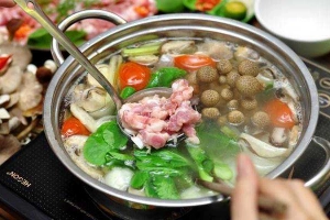 Quán Ăn Lẩu Bảy Nhân - Quốc Lộ 13