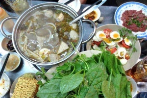 Quán Ăn Lẩu Bò Kiều