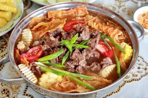 Quán Ăn Lẩu Bò Tiến Thành - Chơn Thành