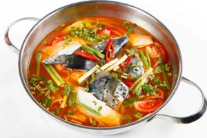 Quán Ăn Lẩu Đầu Cá Tư Đạt