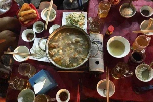 Quán Ăn Lẩu Lai Zai