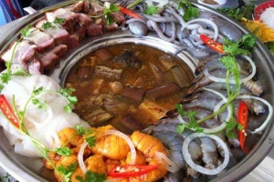 Quán Ăn Lẩu Mắm Hồng Gấm 2